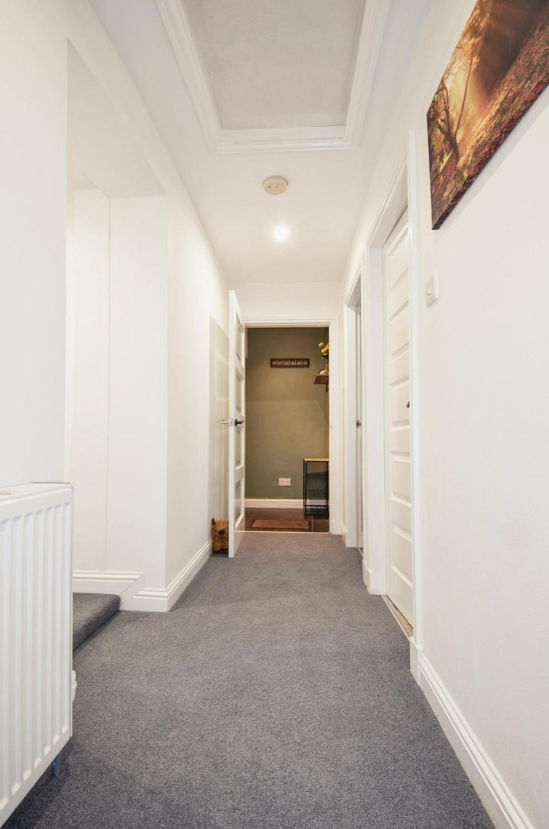 Charming 2 Bedroom Flat In The Heart Of Kirriemuir קירמיור מראה חיצוני תמונה